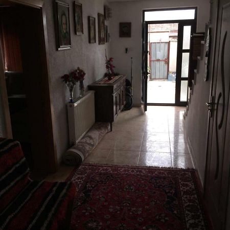 Отель Casa Mirela Турда Экстерьер фото