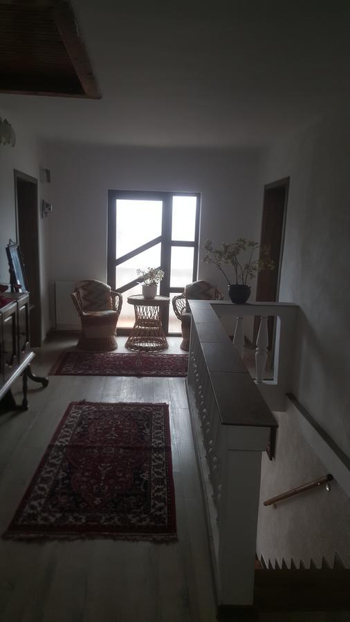 Отель Casa Mirela Турда Экстерьер фото