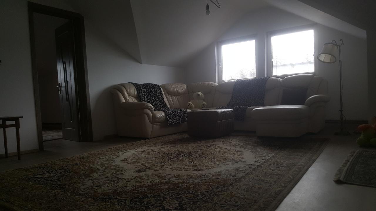 Отель Casa Mirela Турда Экстерьер фото